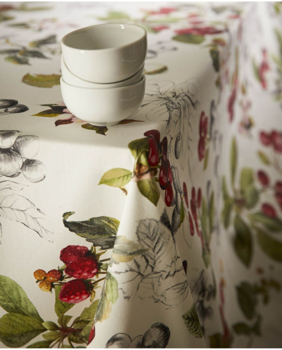 Скатерть прямоугольная Cerezas 50*150 см