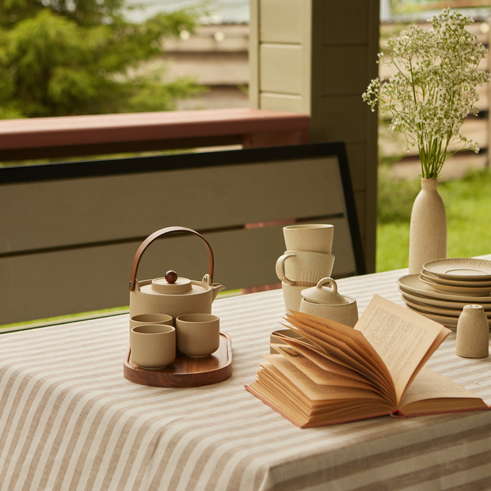 Скатерть Strict line 140*220 см