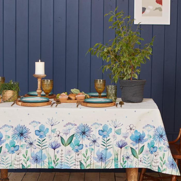 Скатерть Forget-me-nots 149*220 см
