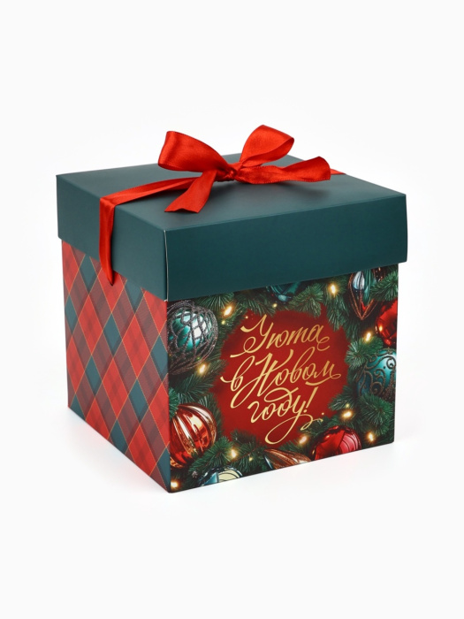 Коробка подарочная M