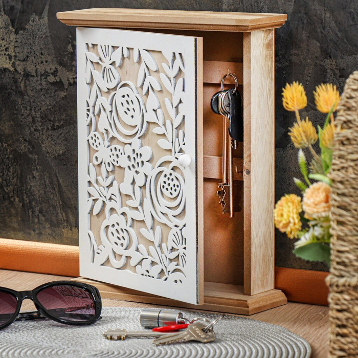 Ключница: купить за 1950 руб  Ключница