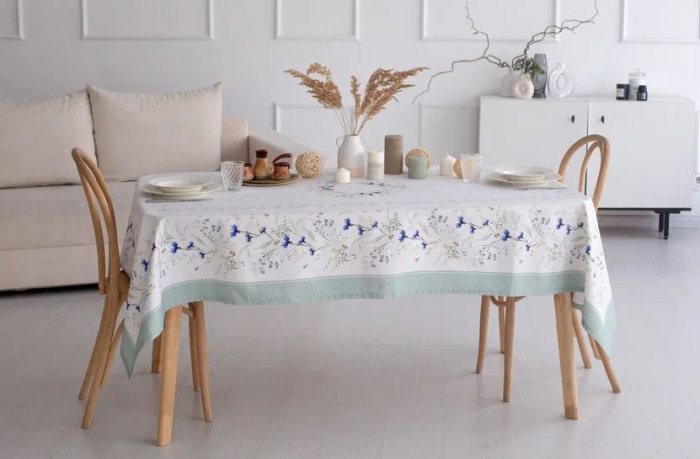 Скатерть Bluet 145*185 см