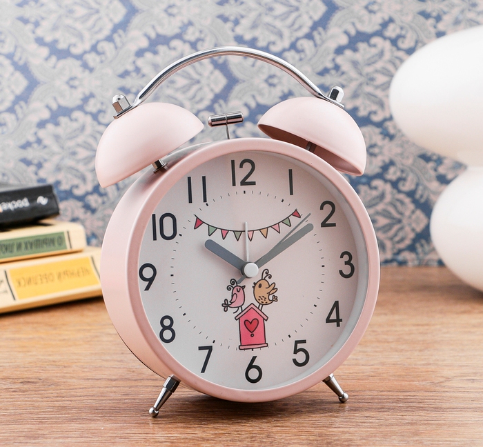 Часы будильник Quigley