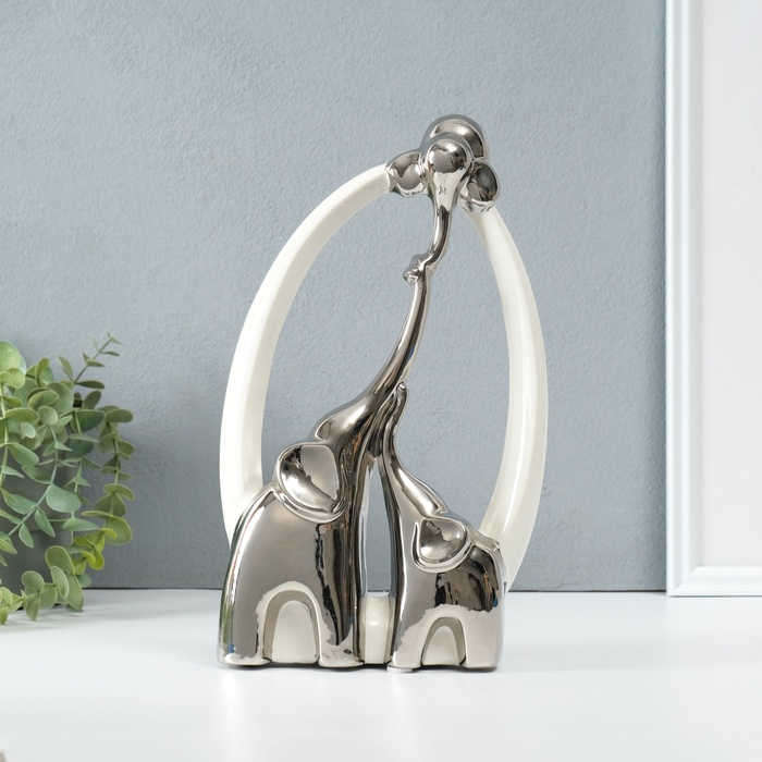 Фигурка Elephants