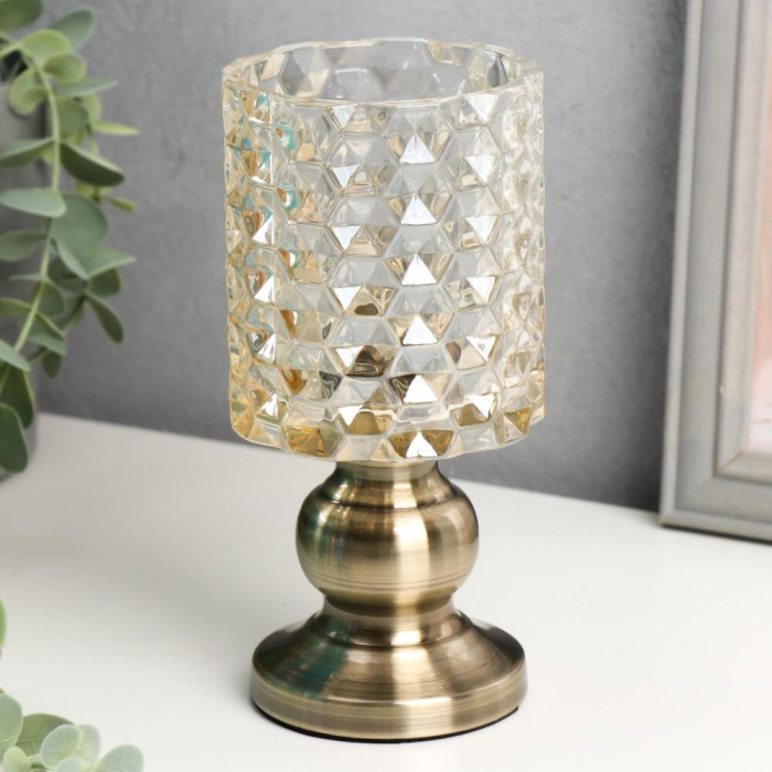 Подсвечник