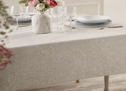 Скатерть GIARDINO (круглая) 150 см