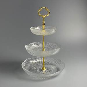 Блюдо трехуровневое