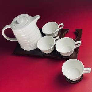 Чайник с чашками TROPICAL