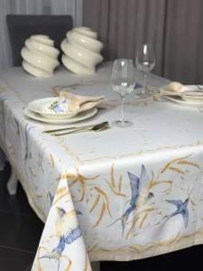 Скатерть (овальная) SUNNY HARVEST 145*250 см