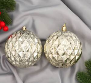 Елочная игрушка Ball